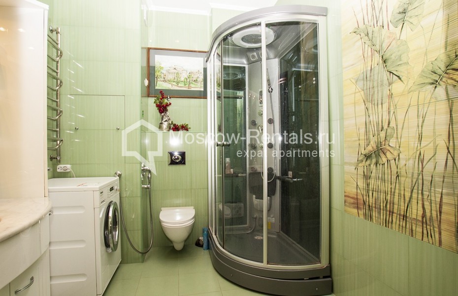 Photo #14 2-room (1 BR) apartment for <a href="http://moscow-rentals.ru/en/articles/long-term-rent" target="_blank">a long-term</a> rent
 in Russia, Moscow, Obolensky lane, 9к2