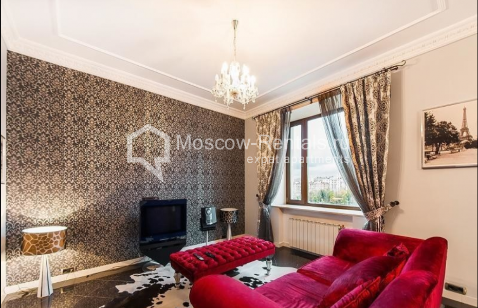 Photo #6 4-room (3 BR) apartment for <a href="http://moscow-rentals.ru/en/articles/long-term-rent" target="_blank">a long-term</a> rent
 in Russia, Moscow, New Arbat str, 31/12