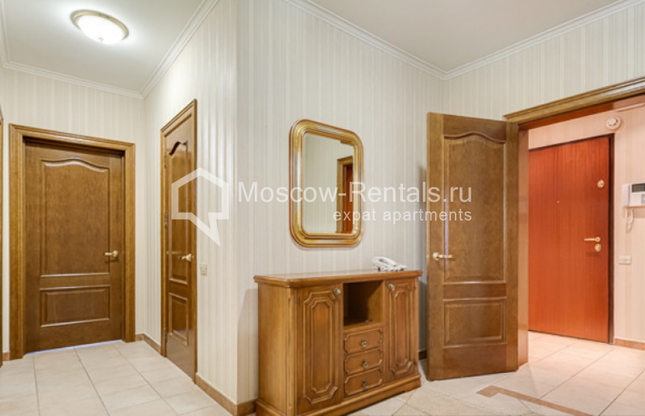 Photo #19 4-room (3 BR) apartment for <a href="http://moscow-rentals.ru/en/articles/long-term-rent" target="_blank">a long-term</a> rent
 in Russia, Moscow, Sadovaya-Kudrinskaya str, 25