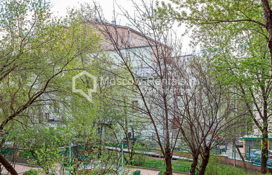 Photo #9 3-room (2 BR) apartment for <a href="http://moscow-rentals.ru/en/articles/long-term-rent" target="_blank">a long-term</a> rent
 in Russia, Moscow, Tverskaya str, 27 С 2