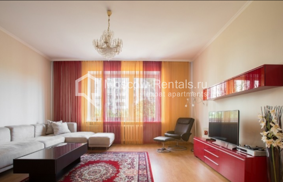 Photo #1 3-room (2 BR) apartment for <a href="http://moscow-rentals.ru/en/articles/long-term-rent" target="_blank">a long-term</a> rent
 in Russia, Moscow, 2nd Tverskaya-Yamskaya str, 54