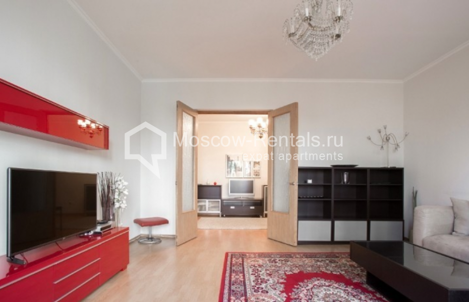 Photo #2 3-room (2 BR) apartment for <a href="http://moscow-rentals.ru/en/articles/long-term-rent" target="_blank">a long-term</a> rent
 in Russia, Moscow, 2nd Tverskaya-Yamskaya str, 54