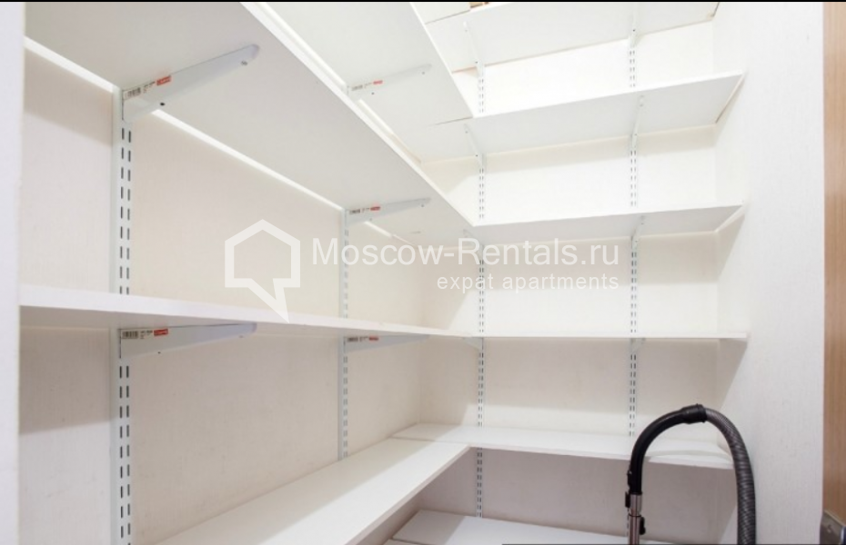 Photo #12 3-room (2 BR) apartment for <a href="http://moscow-rentals.ru/en/articles/long-term-rent" target="_blank">a long-term</a> rent
 in Russia, Moscow, 2nd Tverskaya-Yamskaya str, 54
