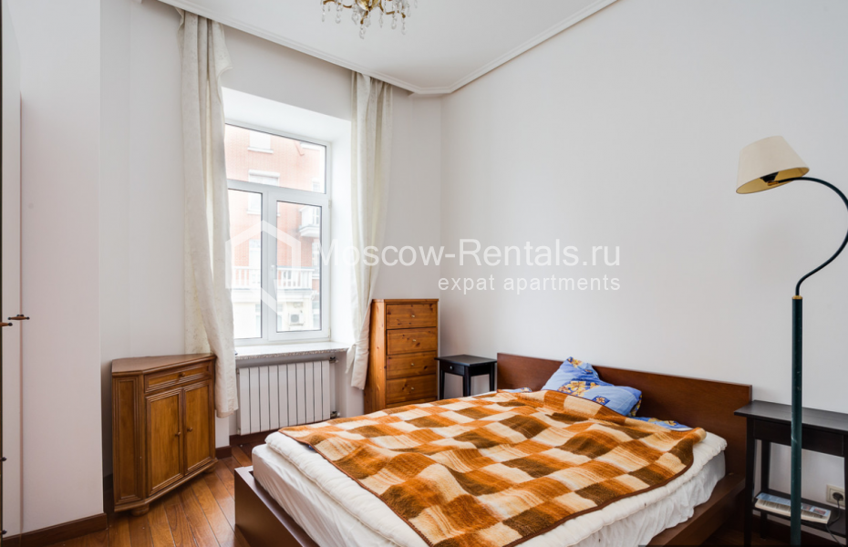 Photo #4 5-room (4 BR) apartment for <a href="http://moscow-rentals.ru/en/articles/long-term-rent" target="_blank">a long-term</a> rent
 in Russia, Moscow, Malaya Bronnaya str, 32