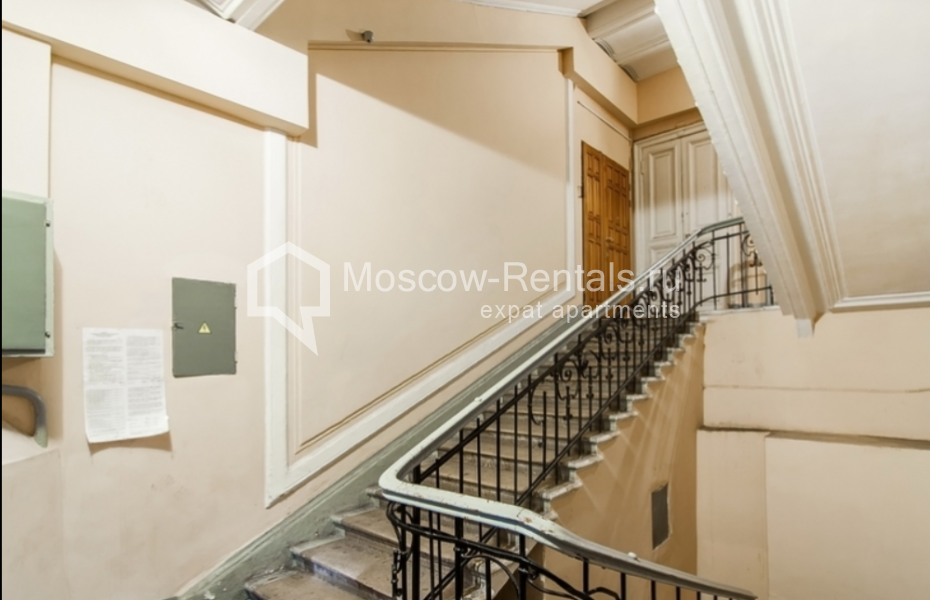 Photo #22 4-room (3 BR) apartment for <a href="http://moscow-rentals.ru/en/articles/long-term-rent" target="_blank">a long-term</a> rent
 in Russia, Moscow, Ostozhenka str, 7 стр 1