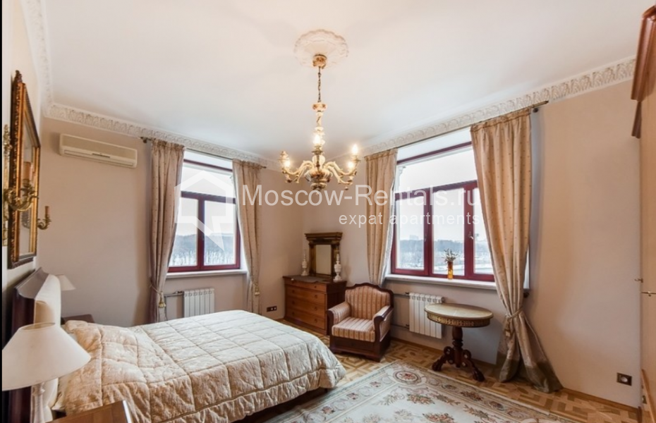 Photo #13 4-room (3 BR) apartment for <a href="http://moscow-rentals.ru/en/articles/long-term-rent" target="_blank">a long-term</a> rent
 in Russia, Moscow, Frunzenskaya str, 44 С 1