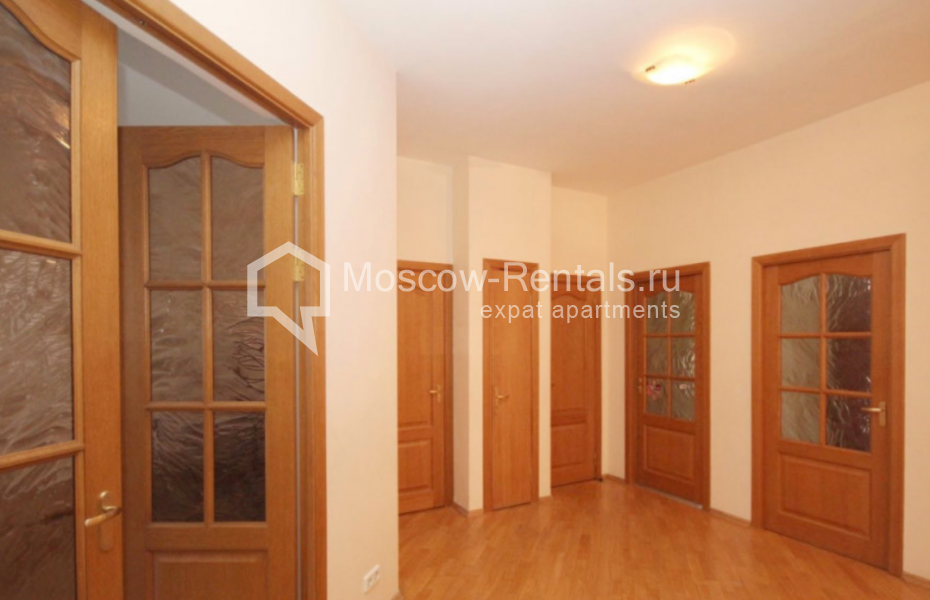 Photo #9 4-room (3 BR) apartment for <a href="http://moscow-rentals.ru/en/articles/long-term-rent" target="_blank">a long-term</a> rent
 in Russia, Moscow, Bolshoi Nikolovorobinski lane, 10