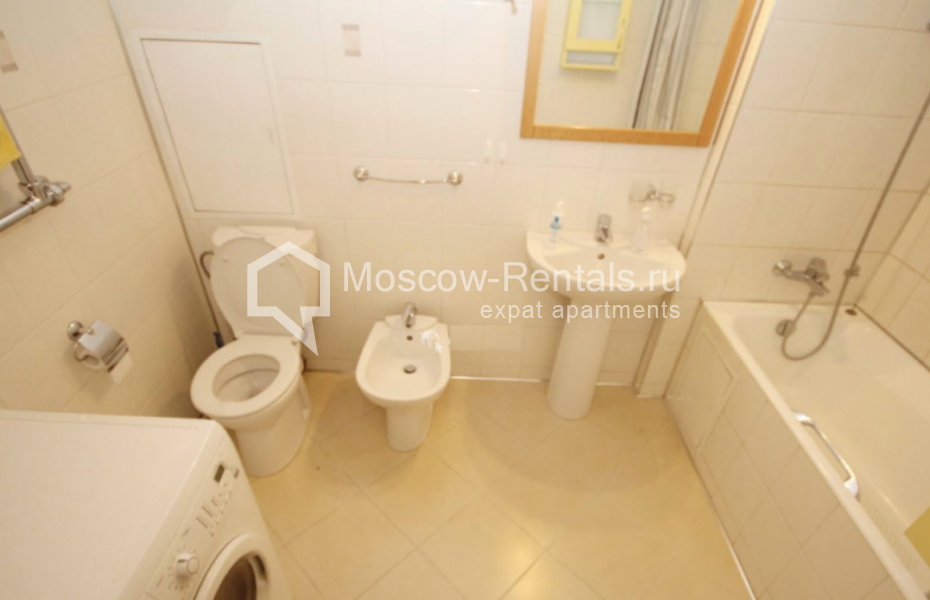 Photo #10 4-room (3 BR) apartment for <a href="http://moscow-rentals.ru/en/articles/long-term-rent" target="_blank">a long-term</a> rent
 in Russia, Moscow, Bolshoi Nikolovorobinski lane, 10