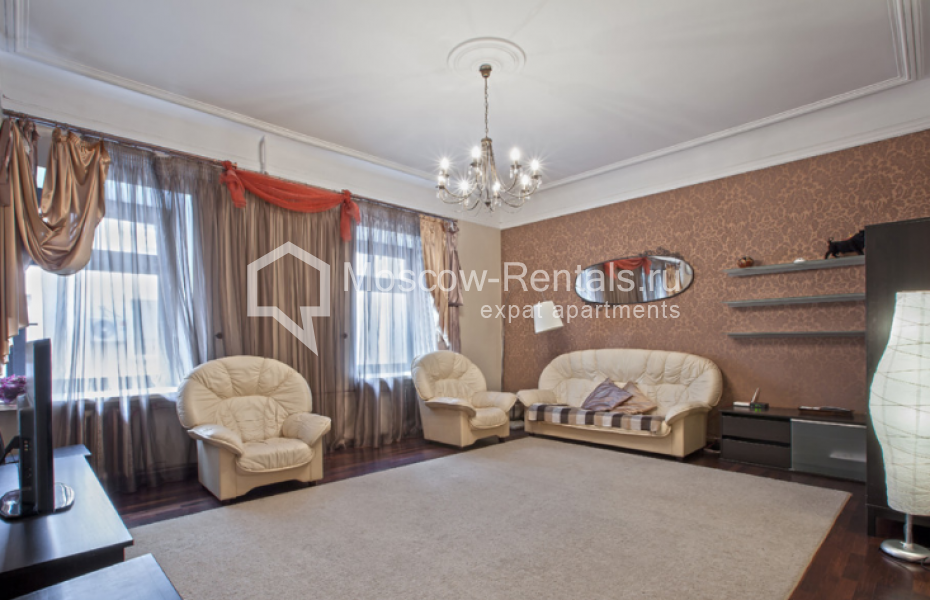 Photo #2 5-room (4 BR) apartment for <a href="http://moscow-rentals.ru/en/articles/long-term-rent" target="_blank">a long-term</a> rent
 in Russia, Moscow, Strastnoi blv., 4С1