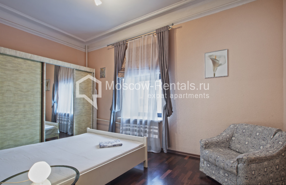 Photo #10 5-room (4 BR) apartment for <a href="http://moscow-rentals.ru/en/articles/long-term-rent" target="_blank">a long-term</a> rent
 in Russia, Moscow, Strastnoi blv., 4С1
